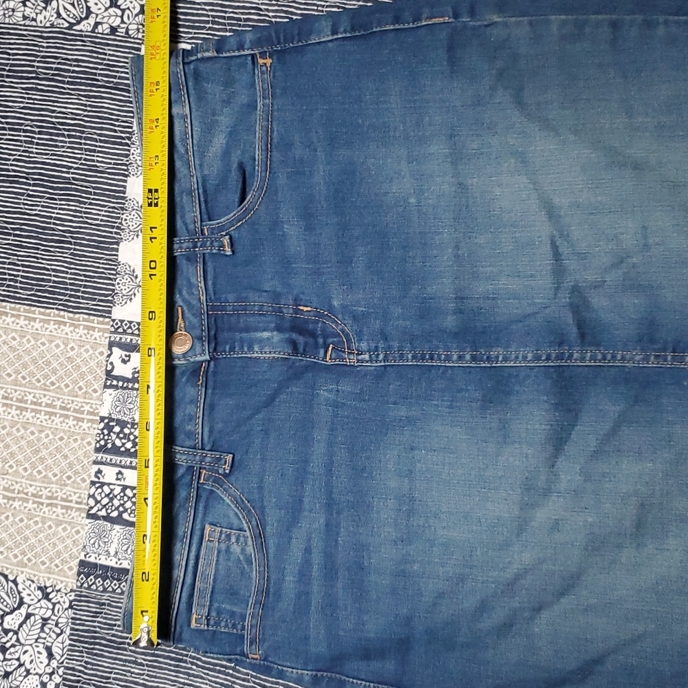 Old Navy denim skirt - Picture 7 of 8